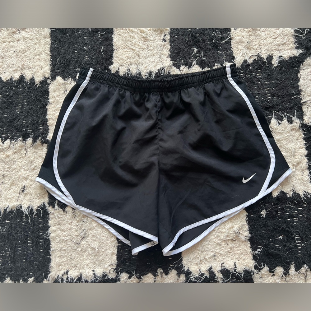 Kids Nike Running Shorts Size Large